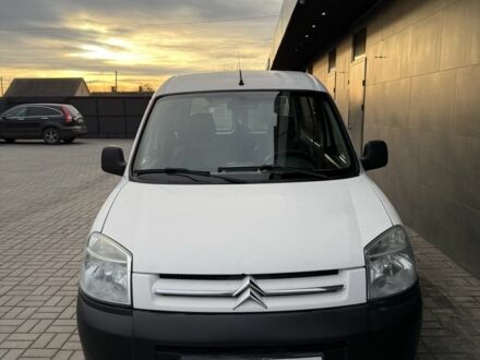 Белый Ситроен Берлинго, объемом двигателя 2 л и пробегом 165 тыс. км за 2999 $, фото 1 на Automoto.ua