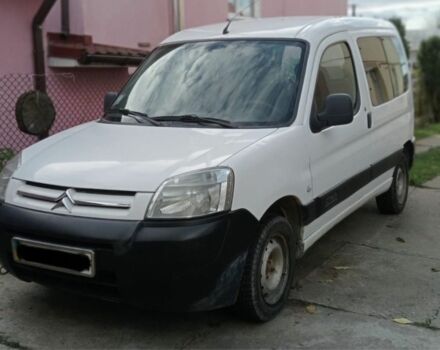 Белый Ситроен Берлинго, объемом двигателя 1.9 л и пробегом 275 тыс. км за 3100 $, фото 1 на Automoto.ua