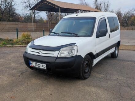 Белый Ситроен Берлинго, объемом двигателя 1.9 л и пробегом 508 тыс. км за 3200 $, фото 1 на Automoto.ua