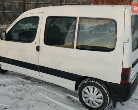 Белый Ситроен Берлинго, объемом двигателя 1.9 л и пробегом 300 тыс. км за 2850 $, фото 1 на Automoto.ua