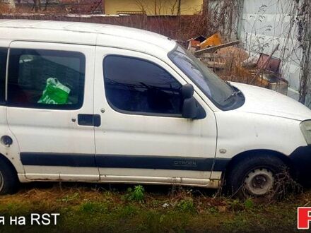 Белый Ситроен Берлинго, объемом двигателя 1.9 л и пробегом 500 тыс. км за 1900 $, фото 1 на Automoto.ua