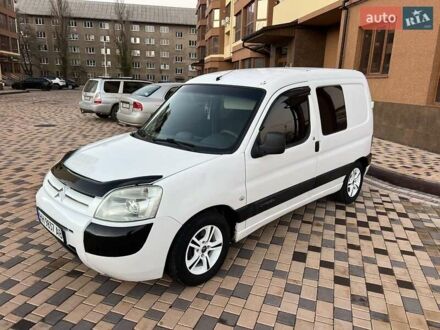 Белый Ситроен Берлинго, объемом двигателя 2 л и пробегом 345 тыс. км за 2999 $, фото 1 на Automoto.ua