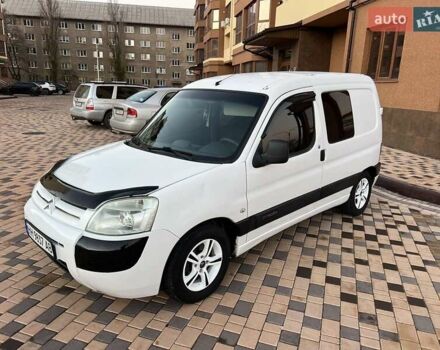 Белый Ситроен Берлинго, объемом двигателя 2 л и пробегом 345 тыс. км за 2999 $, фото 1 на Automoto.ua