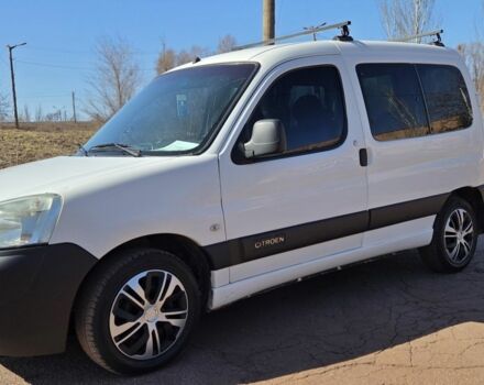 Белый Ситроен Берлинго, объемом двигателя 1.9 л и пробегом 230 тыс. км за 4500 $, фото 1 на Automoto.ua