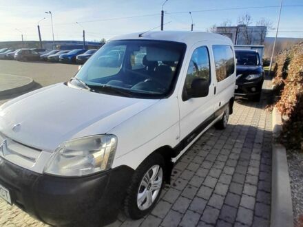 Білий Сітроен Берлінго, об'ємом двигуна 1.4 л та пробігом 305 тис. км за 2800 $, фото 1 на Automoto.ua