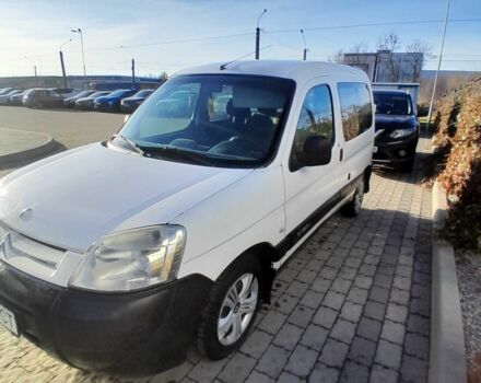 Білий Сітроен Берлінго, об'ємом двигуна 1.4 л та пробігом 305 тис. км за 2800 $, фото 1 на Automoto.ua