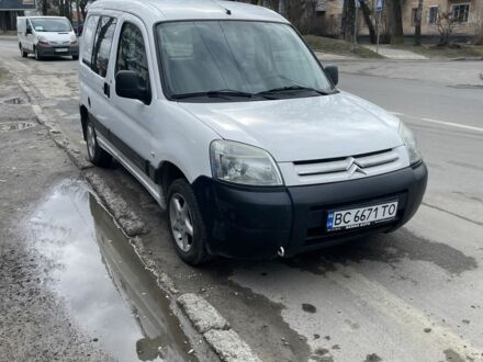 Сітроен Берлінго 2006 у Тернополі на Automoto.ua Білий Сітроен Берлінго, об'ємом двигуна 2 л та пробігом 369 тис. км за 3600 $, фото 1 на Automoto.ua