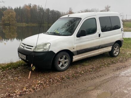 Белый Ситроен Берлинго, объемом двигателя 1.9 л и пробегом 350 тыс. км за 3500 $, фото 1 на Automoto.ua