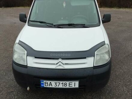 Белый Ситроен Берлинго, объемом двигателя 2 л и пробегом 151 тыс. км за 4200 $, фото 1 на Automoto.ua