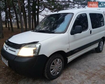 Белый Ситроен Берлинго, объемом двигателя 2 л и пробегом 257 тыс. км за 3700 $, фото 1 на Automoto.ua