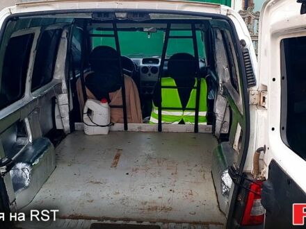 Белый Ситроен Берлинго, объемом двигателя 1.4 л и пробегом 0 тыс. км за 2200 $, фото 1 на Automoto.ua