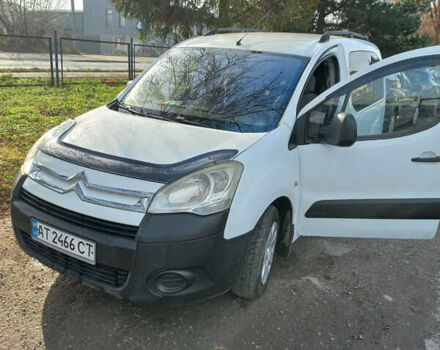 Белый Ситроен Берлинго, объемом двигателя 1.6 л и пробегом 283 тыс. км за 5000 $, фото 1 на Automoto.ua
