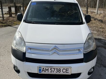 Белый Ситроен Берлинго, объемом двигателя 1.6 л и пробегом 254 тыс. км за 5700 $, фото 1 на Automoto.ua