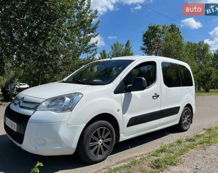 Белый Ситроен Берлинго, объемом двигателя 1.6 л и пробегом 328 тыс. км за 4600 $, фото 1 на Automoto.ua