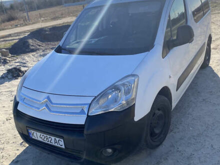 Сітроен Берлінго 2008 у Ирпене на Automoto.ua Білий Сітроен Берлінго, об'ємом двигуна 1.56 л та пробігом 495 тис. км за 3400 $, фото 1 на Automoto.ua
