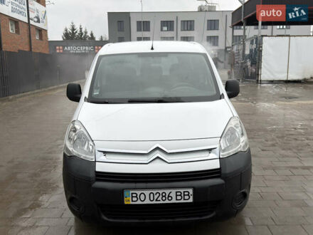 Белый Ситроен Берлинго, объемом двигателя 1.6 л и пробегом 210 тыс. км за 5500 $, фото 1 на Automoto.ua