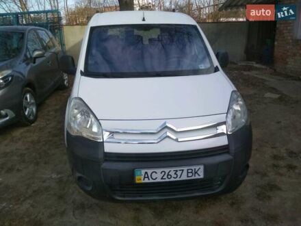 Белый Ситроен Берлинго, объемом двигателя 1.6 л и пробегом 266 тыс. км за 6200 $, фото 1 на Automoto.ua