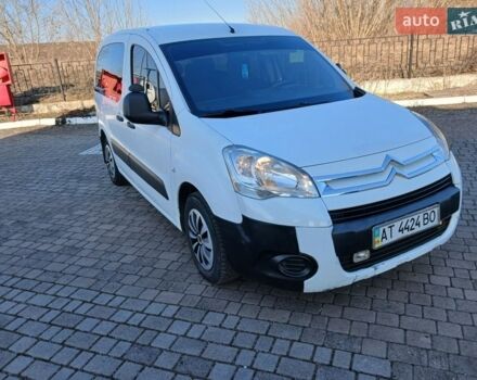 Белый Ситроен Берлинго, объемом двигателя 1.56 л и пробегом 232 тыс. км за 5999 $, фото 1 на Automoto.ua