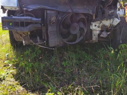 Білий Сітроен Берлінго, об'ємом двигуна 1.6 л та пробігом 220 тис. км за 2300 $, фото 1 на Automoto.ua