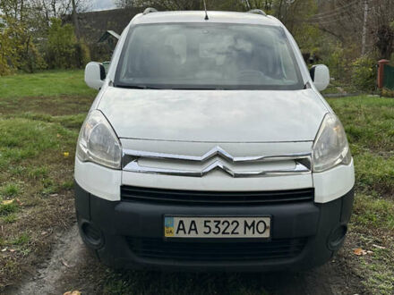 Ситроен Берлинго 2010 в Липовце на Automoto.ua Белый Ситроен Берлинго, объемом двигателя 1.56 л и пробегом 266 тыс. км за 5400 $, фото 1 на Automoto.ua