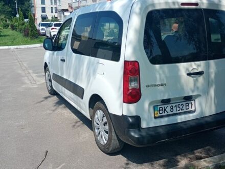 Ситроен Берлинго 2010 в Славуте на Automoto.ua Белый Ситроен Берлинго, объемом двигателя 0 л и пробегом 264 тыс. км за 4250 $, фото 1 на Automoto.ua