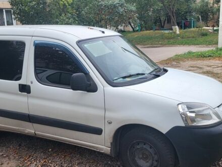 Сітроен Берлінго 2010 у Харкові на Automoto.ua Білий Сітроен Берлінго, об'ємом двигуна 1.4 л та пробігом 300 тис. км за 4500 $, фото 1 на Automoto.ua