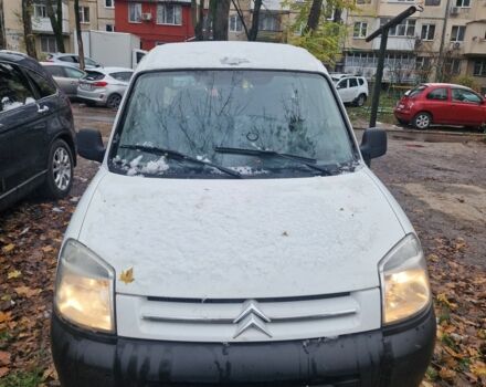 Білий Сітроен Берлінго, об'ємом двигуна 1.9 л та пробігом 353 тис. км за 4000 $, фото 1 на Automoto.ua