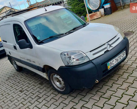 Белый Ситроен Берлинго, объемом двигателя 1.4 л и пробегом 158 тыс. км за 4150 $, фото 1 на Automoto.ua