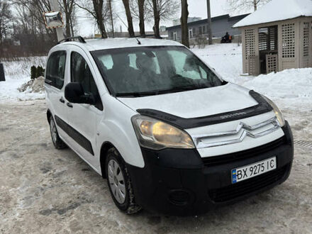 Белый Ситроен Берлинго, объемом двигателя 1.6 л и пробегом 260 тыс. км за 5350 $, фото 1 на Automoto.ua