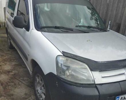 Белый Ситроен Берлинго, объемом двигателя 1.9 л и пробегом 328 тыс. км за 3400 $, фото 1 на Automoto.ua