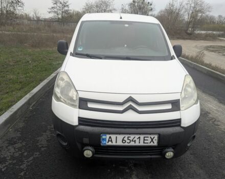 Белый Ситроен Берлинго, объемом двигателя 1.6 л и пробегом 405 тыс. км за 4300 $, фото 1 на Automoto.ua