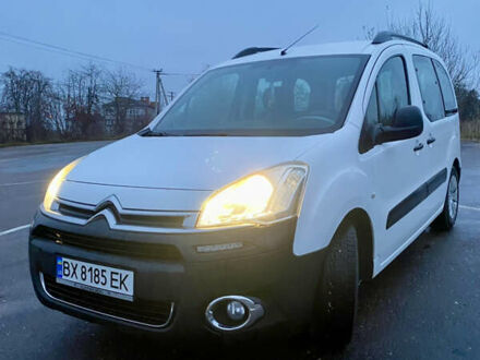 Білий Сітроен Берлінго, об'ємом двигуна 1.6 л та пробігом 163 тис. км за 6800 $, фото 1 на Automoto.ua