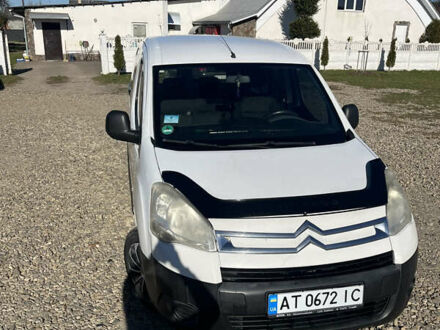 Сітроен Берлінго 2012 у Івано-Франківську на Automoto.ua Білий Сітроен Берлінго, об'ємом двигуна 1.56 л та пробігом 333 тис. км за 4500 $, фото 1 на Automoto.ua