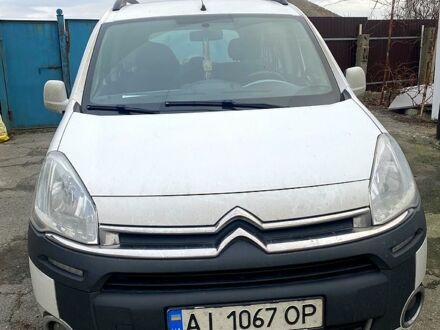 Белый Ситроен Берлинго, объемом двигателя 1.6 л и пробегом 137 тыс. км за 9200 $, фото 1 на Automoto.ua