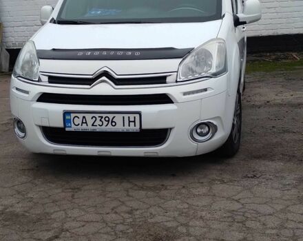 Белый Ситроен Берлинго, объемом двигателя 1.6 л и пробегом 236 тыс. км за 8200 $, фото 1 на Automoto.ua
