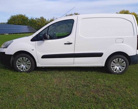 Белый Ситроен Берлинго, объемом двигателя 1.6 л и пробегом 301 тыс. км за 5800 $, фото 1 на Automoto.ua