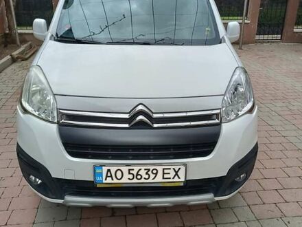 Ситроен Берлинго 2015 в Хусте на Automoto.ua Белый Ситроен Берлинго, объемом двигателя 1.56 л и пробегом 240 тыс. км за 9200 $, фото 1 на Automoto.ua