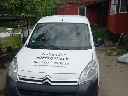 Білий Сітроен Берлінго, об'ємом двигуна 1.56 л та пробігом 160 тис. км за 8500 $, фото 1 на Automoto.ua