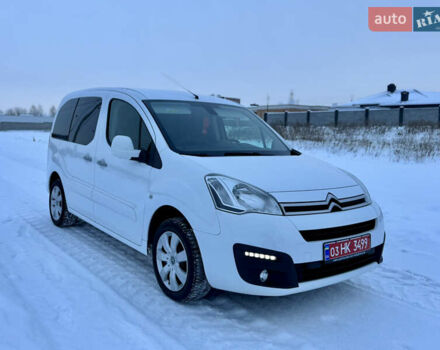 Белый Ситроен Берлинго, объемом двигателя 1.6 л и пробегом 192 тыс. км за 8950 $, фото 1 на Automoto.ua
