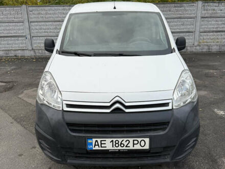 Белый Ситроен Берлинго, объемом двигателя 1.56 л и пробегом 112 тыс. км за 9000 $, фото 1 на Automoto.ua