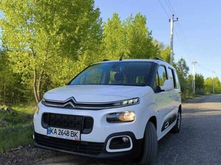 Ситроен Берлинго 2020 в Киеве на Automoto.ua Белый Ситроен Берлинго, объемом двигателя 1.56 л и пробегом 140 тыс. км за 17000 $, фото 1 на Automoto.ua