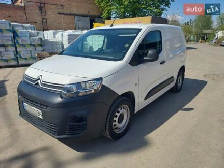 Ситроен Берлинго 2020 в Ровно на Automoto.ua Белый Ситроен Берлинго, объемом двигателя 0 л и пробегом 140 тыс. км за 13000 $, фото 1 на Automoto.ua