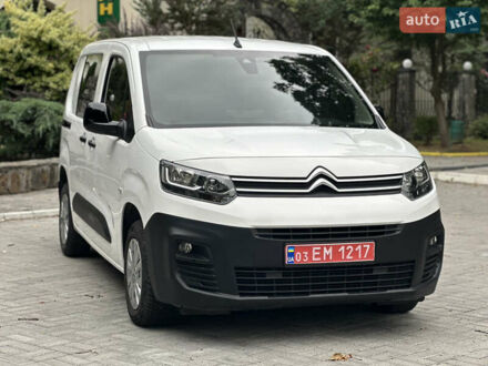 Ситроен Берлинго 2022 в Дрогобыче на Automoto.ua Белый Ситроен Берлинго, объемом двигателя 1.5 л и пробегом 168 тыс. км за 11900 $, фото 1 на Automoto.ua