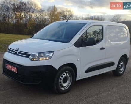 Белый Ситроен Берлинго, объемом двигателя 0 л и пробегом 35 тыс. км за 15000 $, фото 1 на Automoto.ua