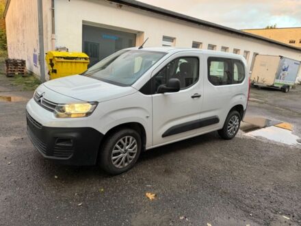 Белый Ситроен Берлинго, объемом двигателя 1.5 л и пробегом 4 тыс. км за 16835 $, фото 1 на Automoto.ua