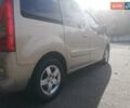 Бежевий Сітроен Берлінго, об'ємом двигуна 1.6 л та пробігом 285 тис. км за 6500 $, фото 26 на Automoto.ua
