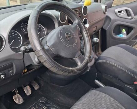 Бежевый Ситроен Берлинго, объемом двигателя 1.6 л и пробегом 79 тыс. км за 12000 $, фото 14 на Automoto.ua