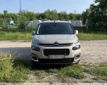 Бежевый Ситроен Берлинго, объемом двигателя 1.5 л и пробегом 104 тыс. км за 21200 $, фото 4 на Automoto.ua
