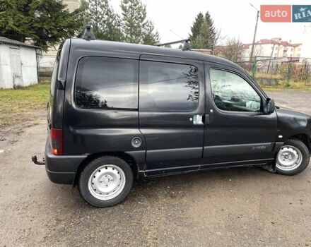 Черный Ситроен Берлинго, объемом двигателя 1.87 л и пробегом 395 тыс. км за 3350 $, фото 4 на Automoto.ua
