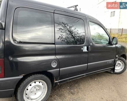 Черный Ситроен Берлинго, объемом двигателя 1.87 л и пробегом 395 тыс. км за 3350 $, фото 1 на Automoto.ua